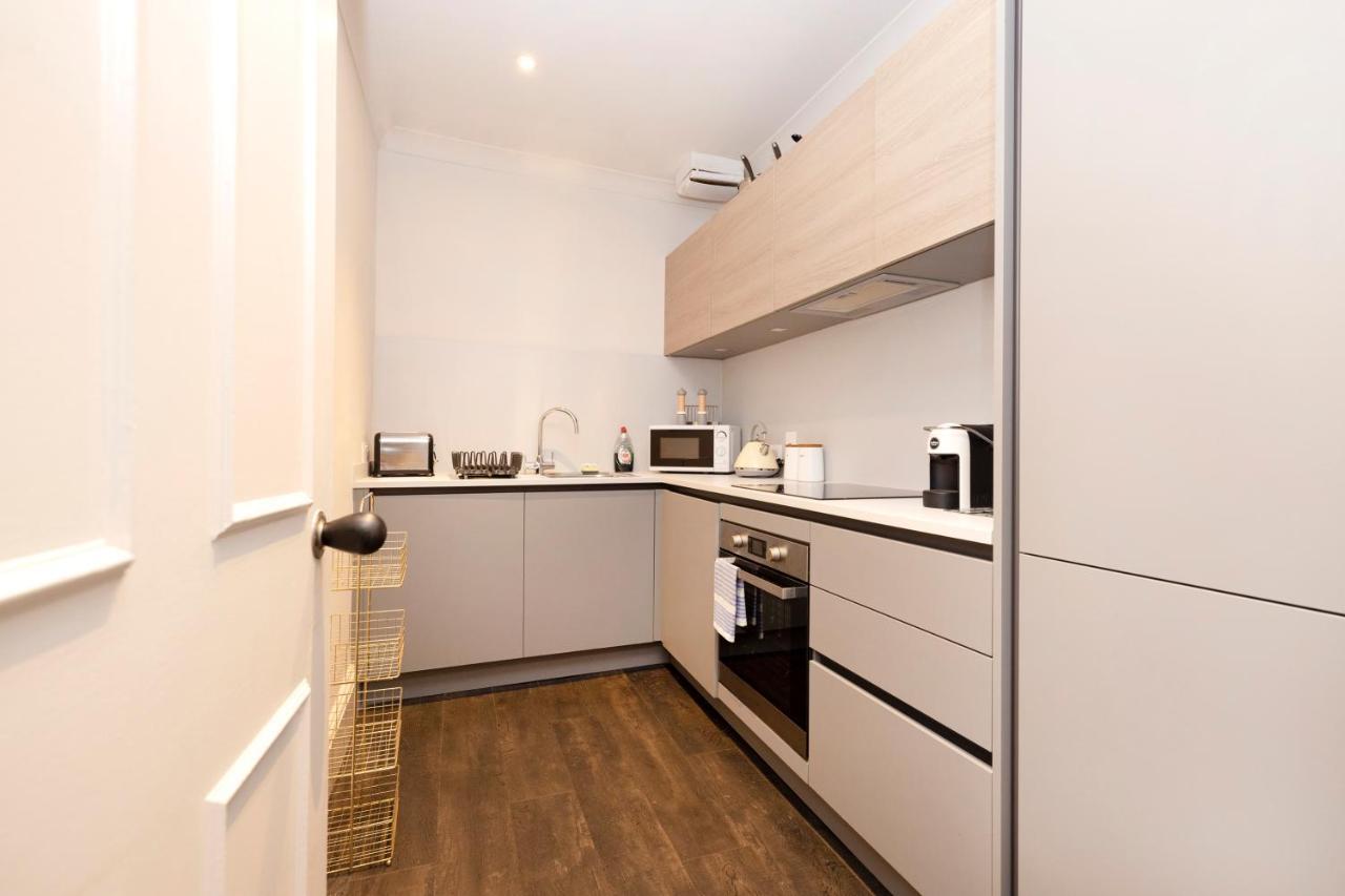 Joivy Sophisticated Apt Near Edinburgh Castle Extérieur photo