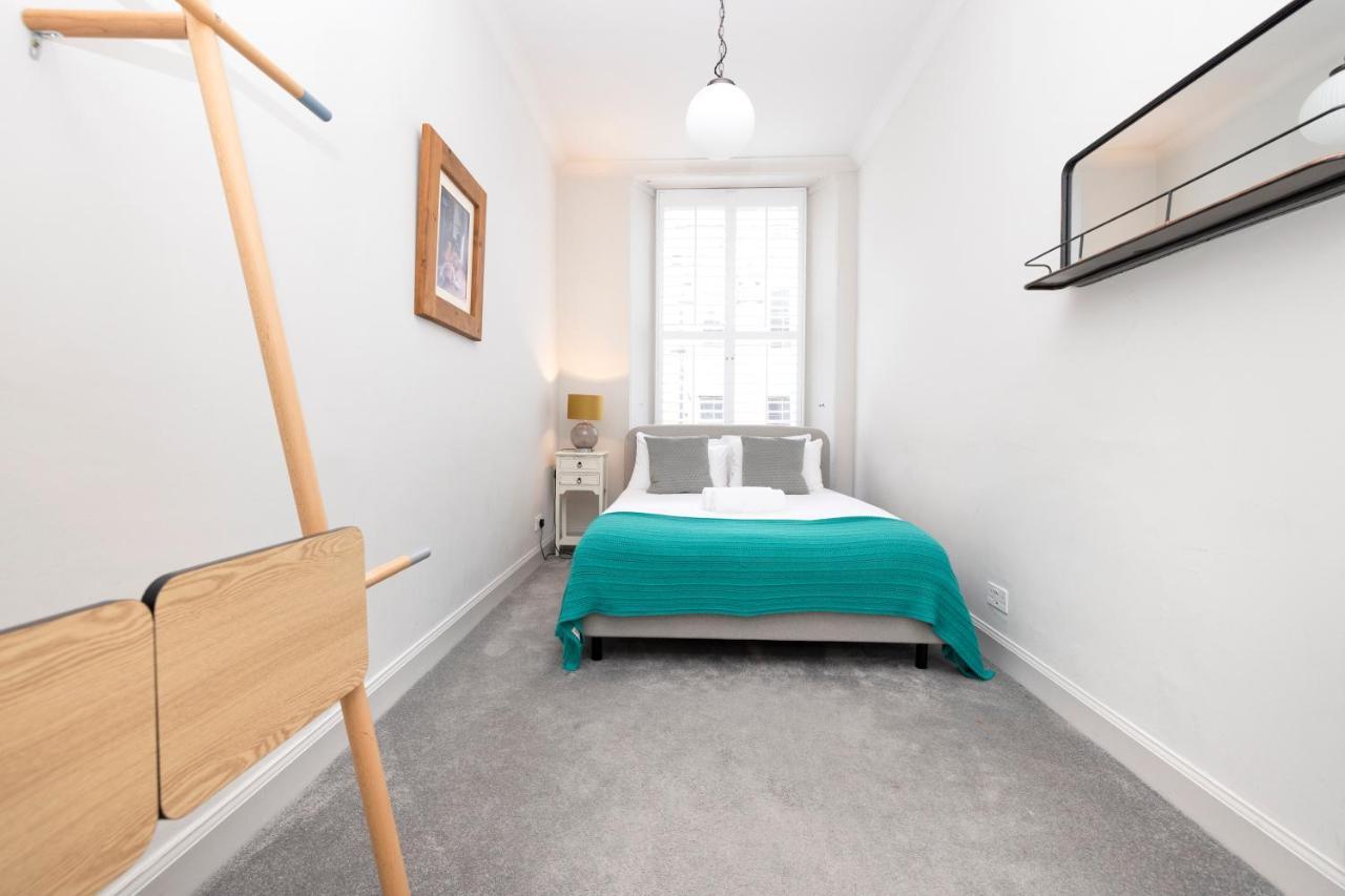 Joivy Sophisticated Apt Near Edinburgh Castle Extérieur photo