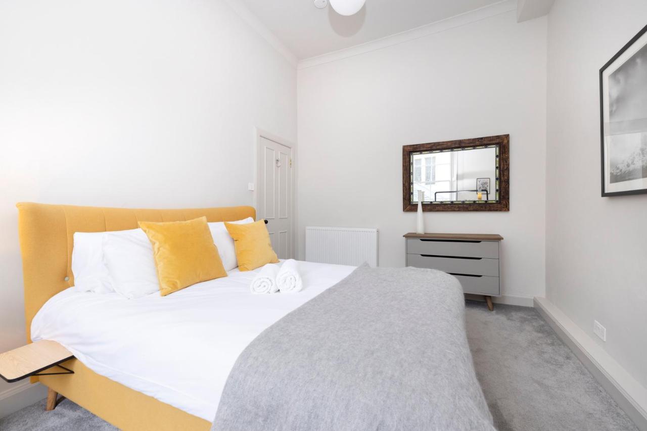 Joivy Sophisticated Apt Near Edinburgh Castle Extérieur photo