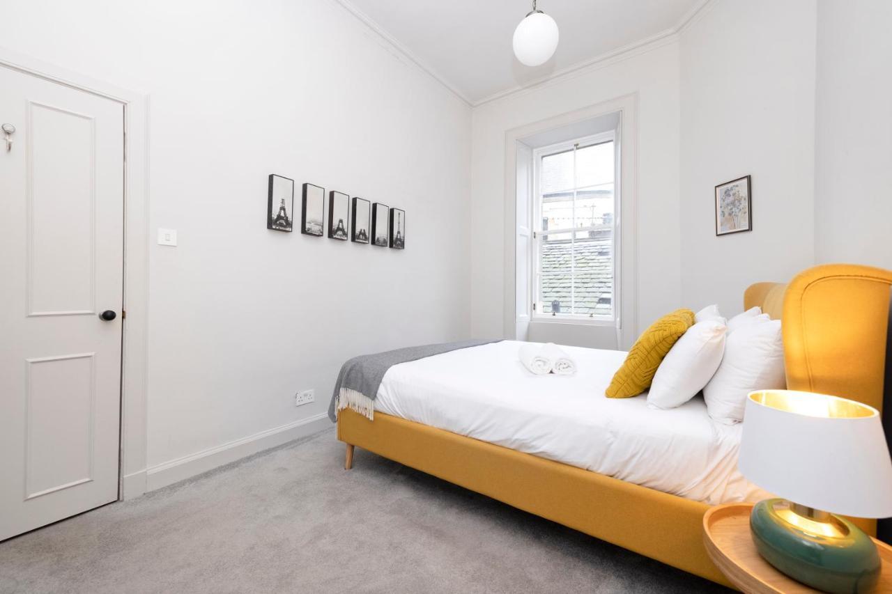 Joivy Sophisticated Apt Near Edinburgh Castle Extérieur photo