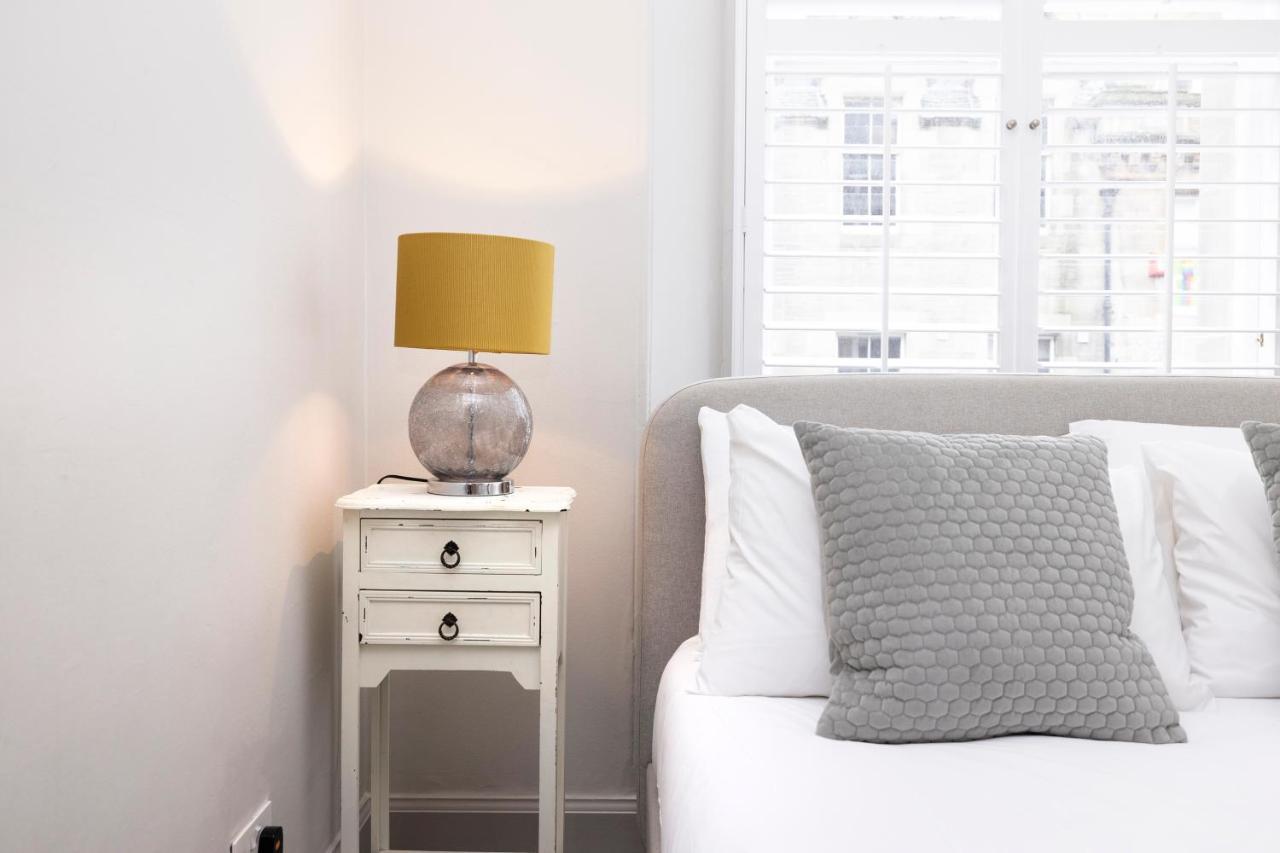 Joivy Sophisticated Apt Near Edinburgh Castle Extérieur photo