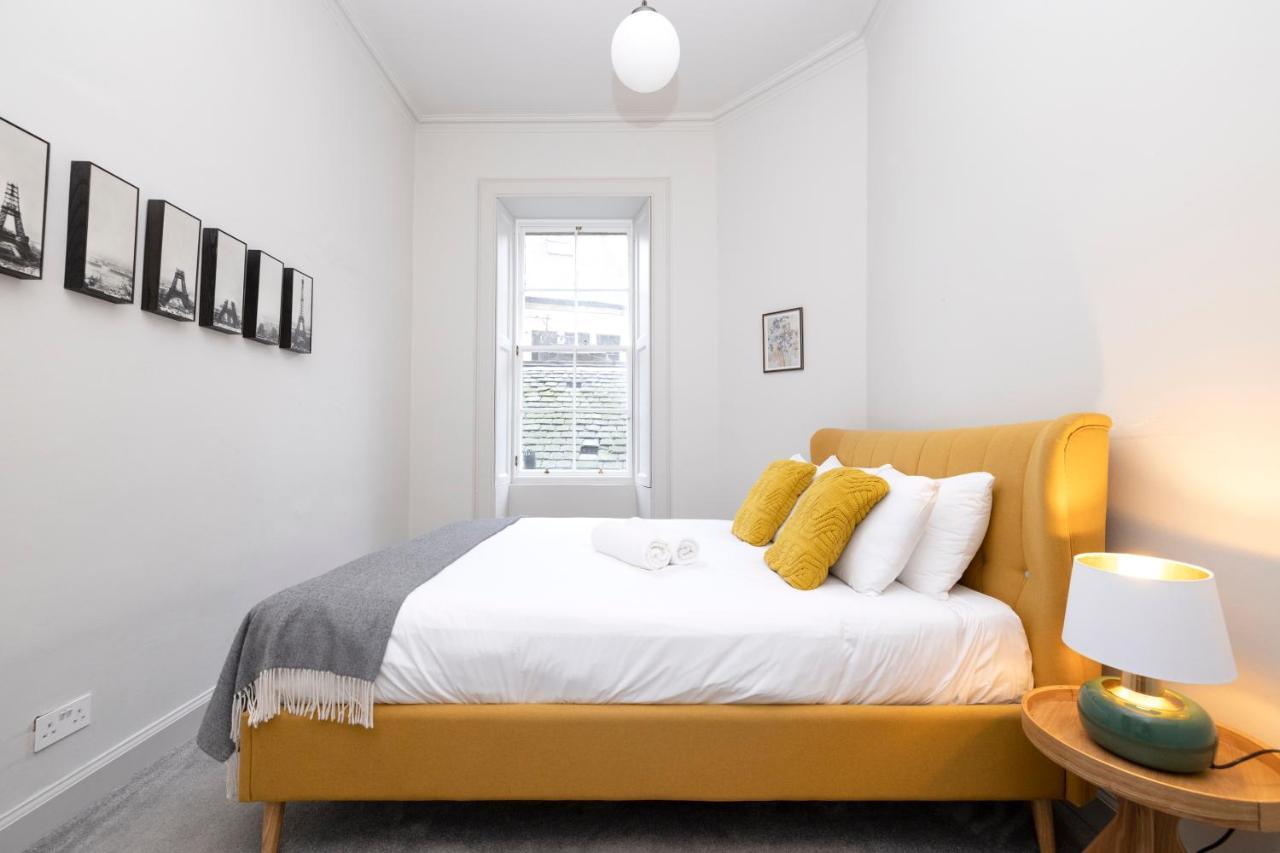 Joivy Sophisticated Apt Near Edinburgh Castle Extérieur photo